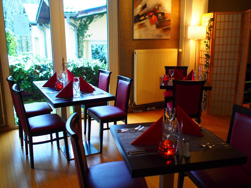 The Originals City, Hotel Et Restaurant Aster, Saint-Avold Nord Creutzwald Exterior foto